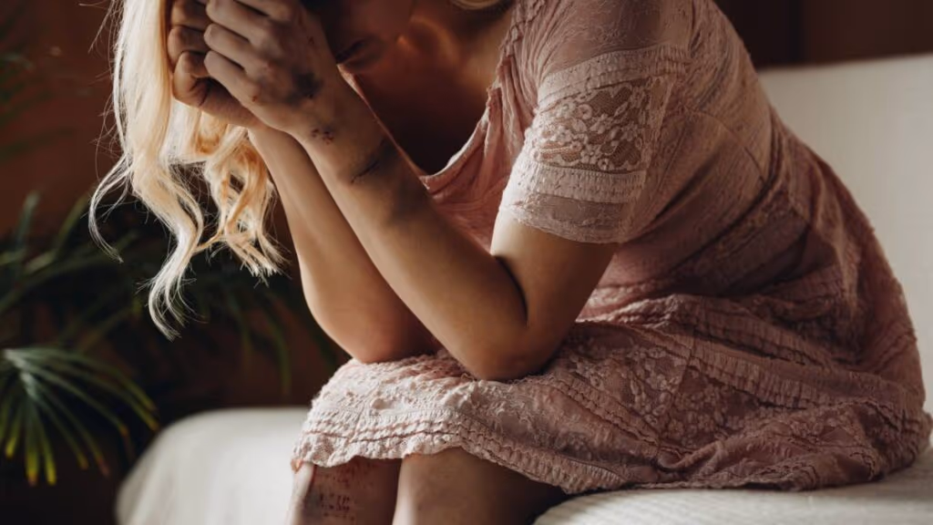 Como curar feridas emocionais e reconstruir sua força interior de forma consciente