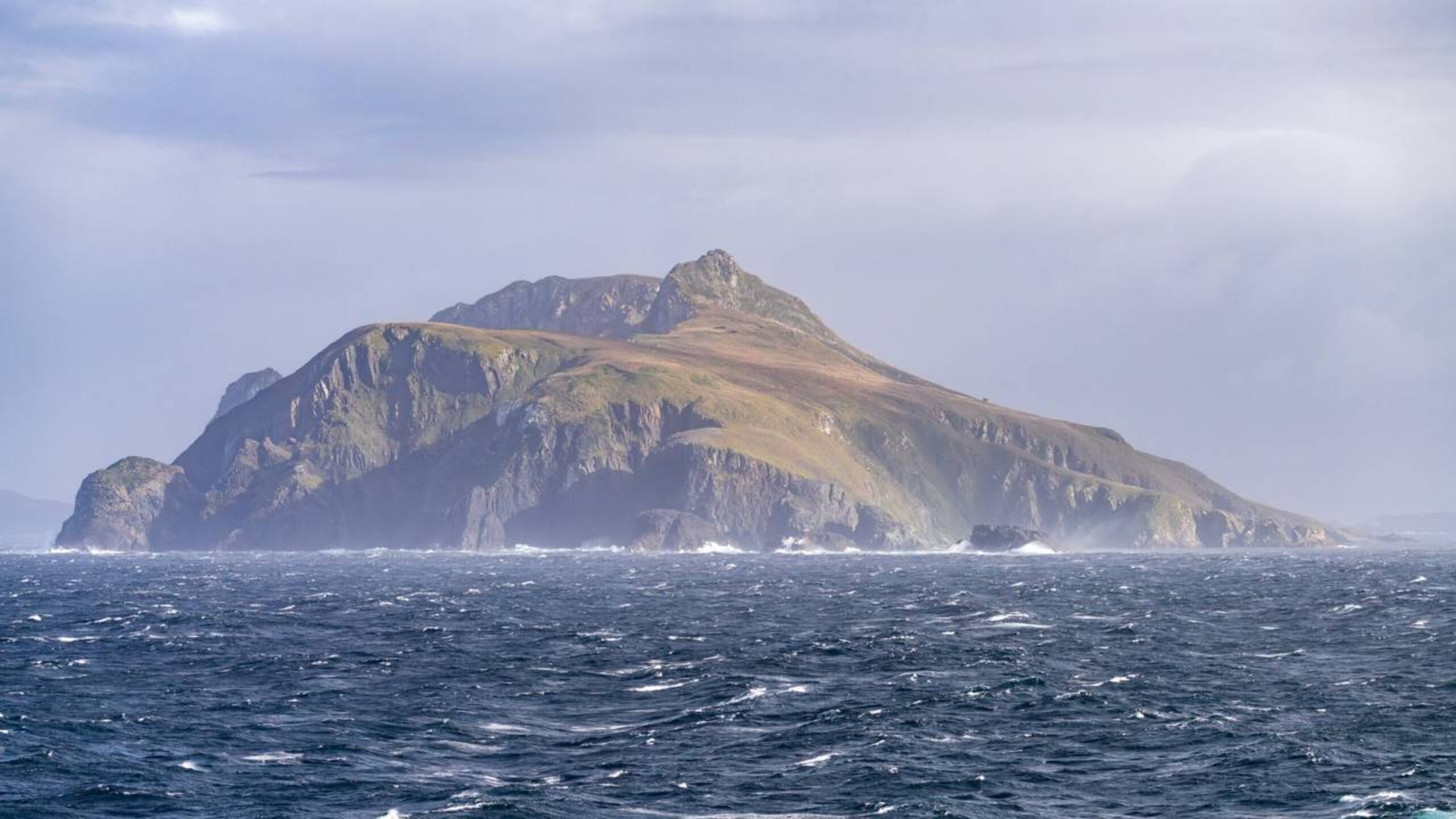 As 6 ilhas mais perigosas do mundo que quase ninguém tem permissão para visitar
