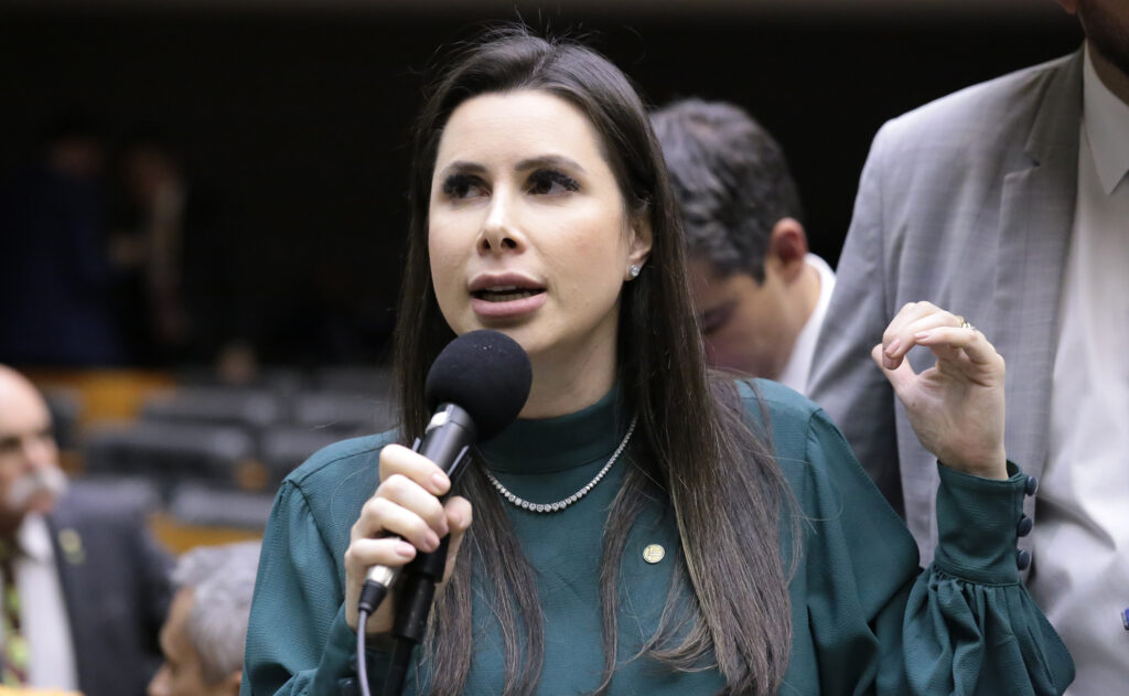 De Toni cobra explicações sobre possível uso da máquina pública em enredo pró-Lula