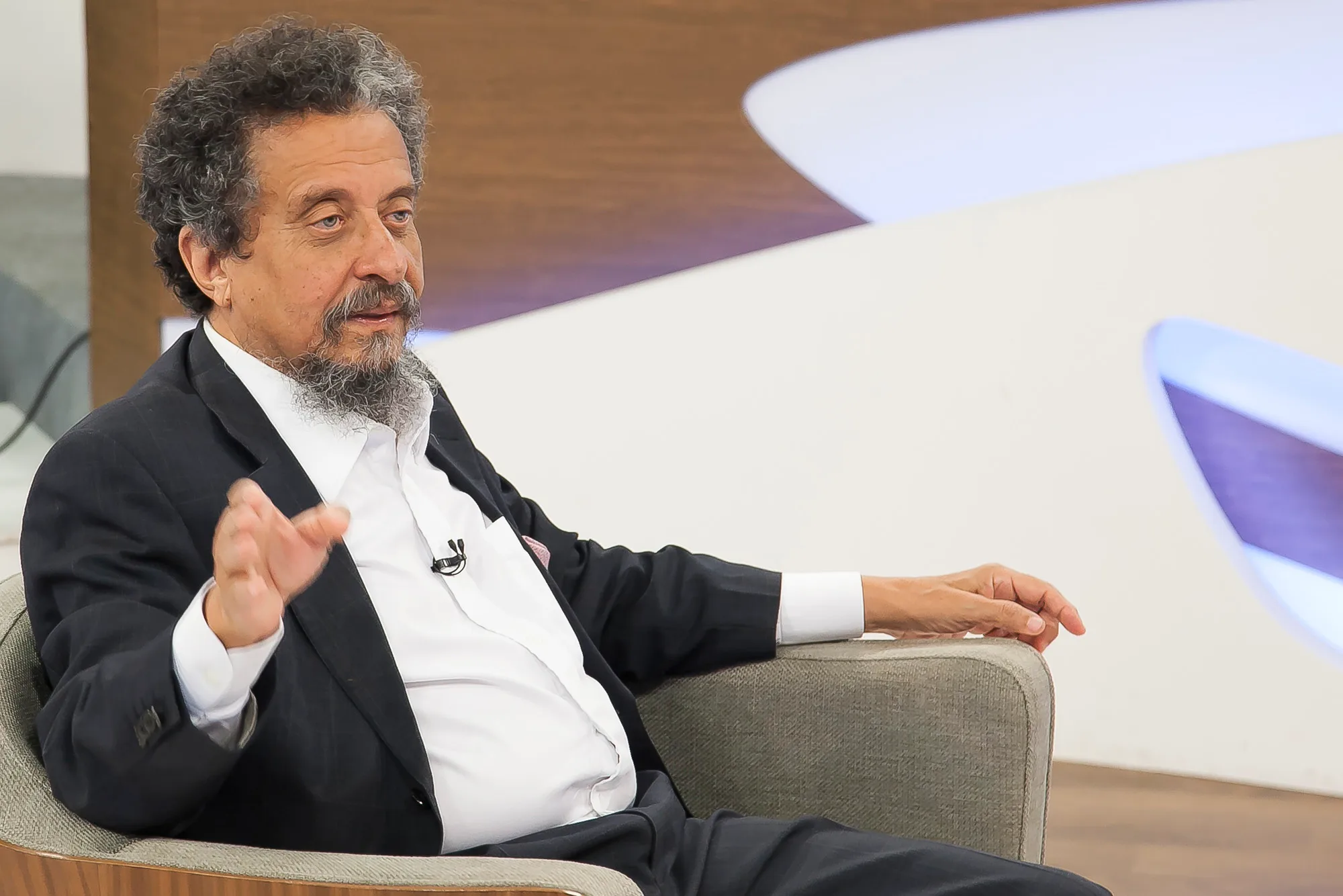 Ex-marqueteiro do PT critica desfile com Lula e Janja na Sapucaí