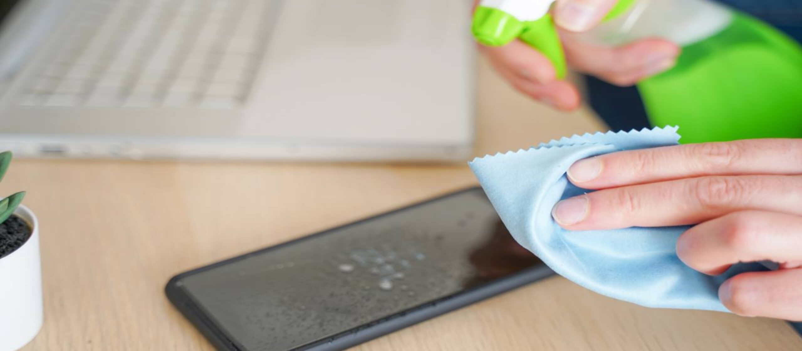 Coisas que não deve fazer com o celular se quiser que ele dure muito mais