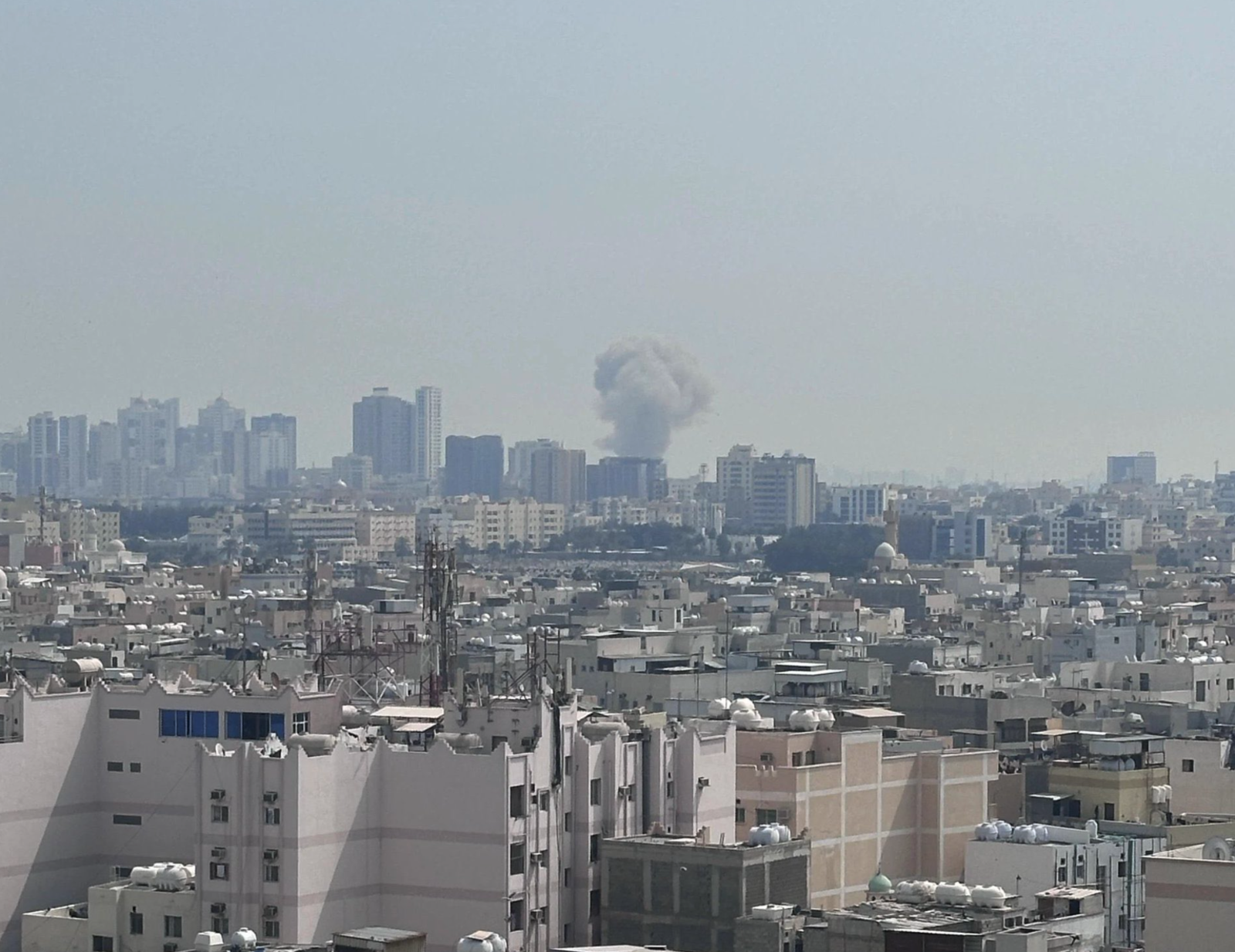 Irã lança ataques a bases militares dos EUA em todo Oriente Médio