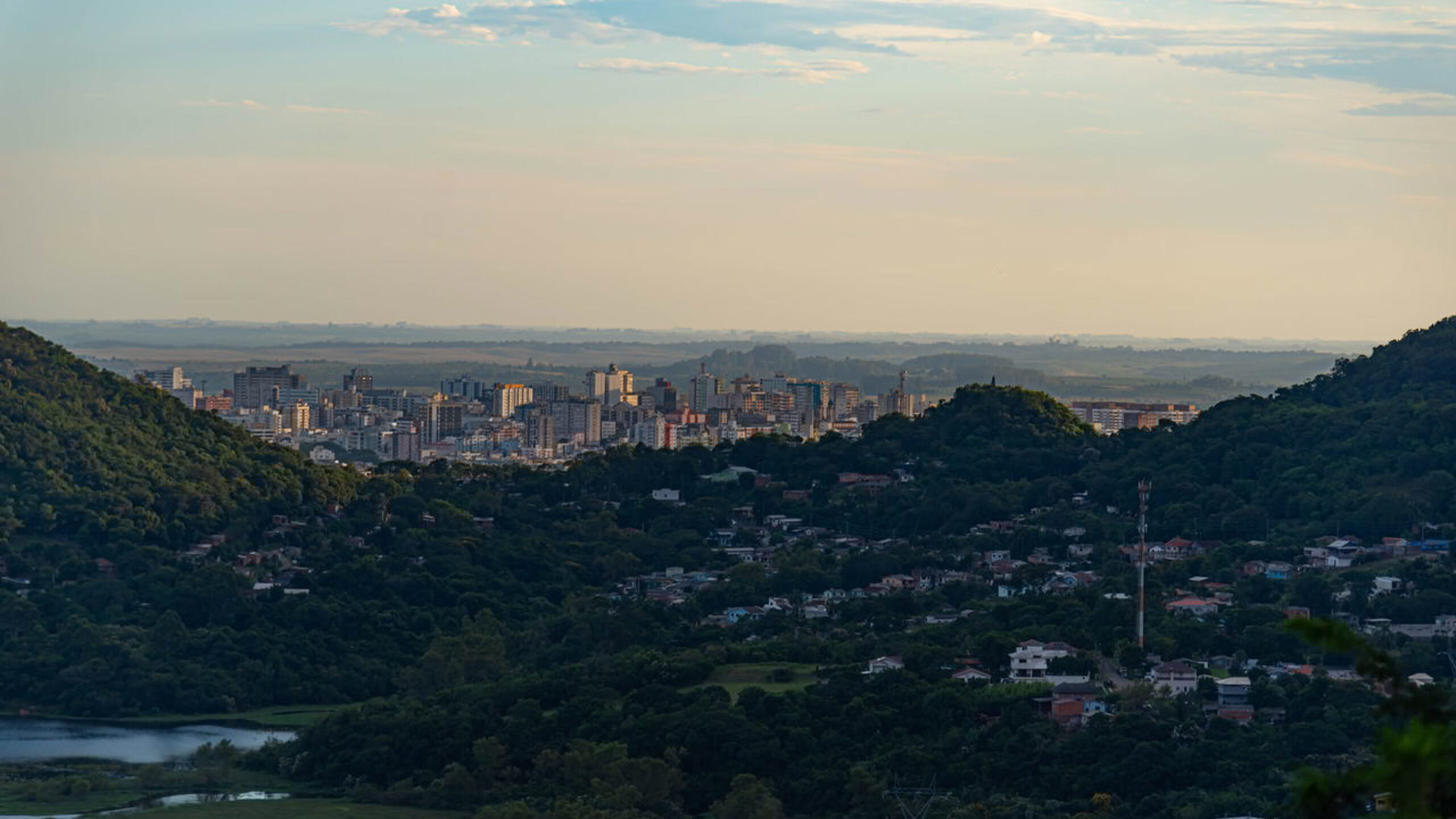 A cidade que impressiona com qualidade de vida e é o berço dos dinossauros mais antigos do mundo, reconhecida pelo Guinness