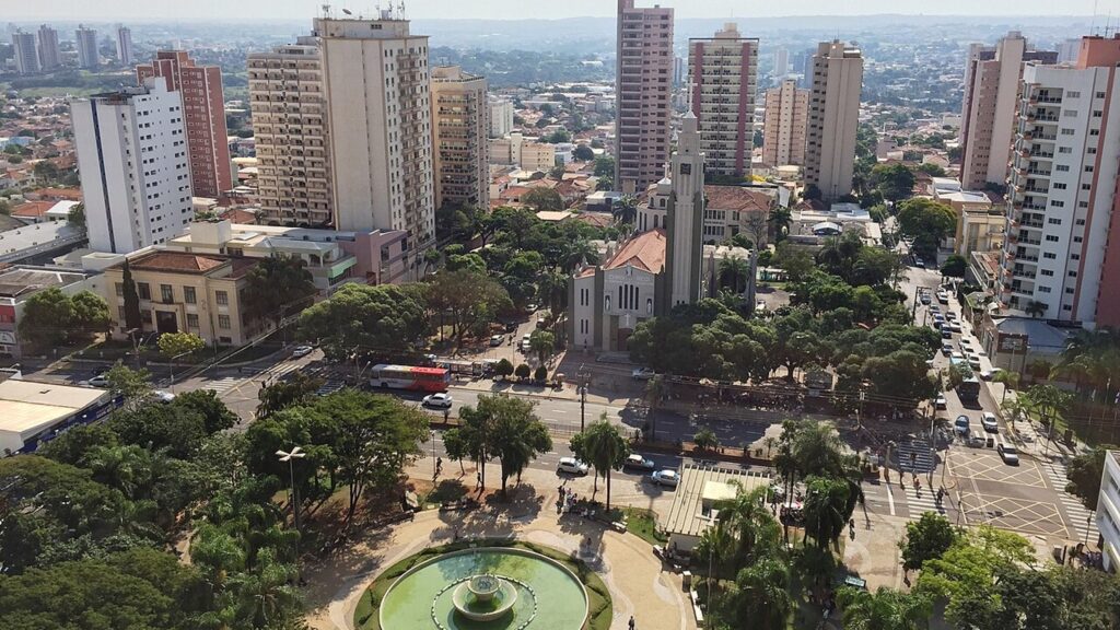 Nota 100 em todos os indicadores: a cidade paulista que lidera o saneamento do Brasil e tem qualidade de vida superior à da capital
