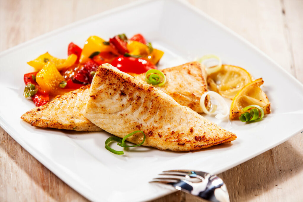 Receitas com peixe: 8 opções leves para o jantar