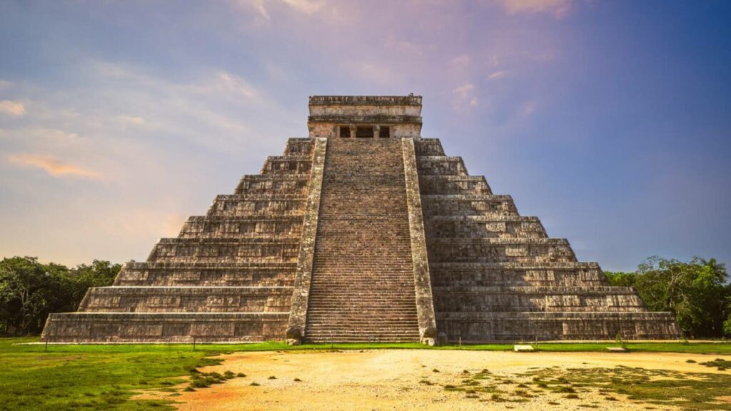 O segredo milenar que une e separa as pirâmides do Egito e da Mesoamérica