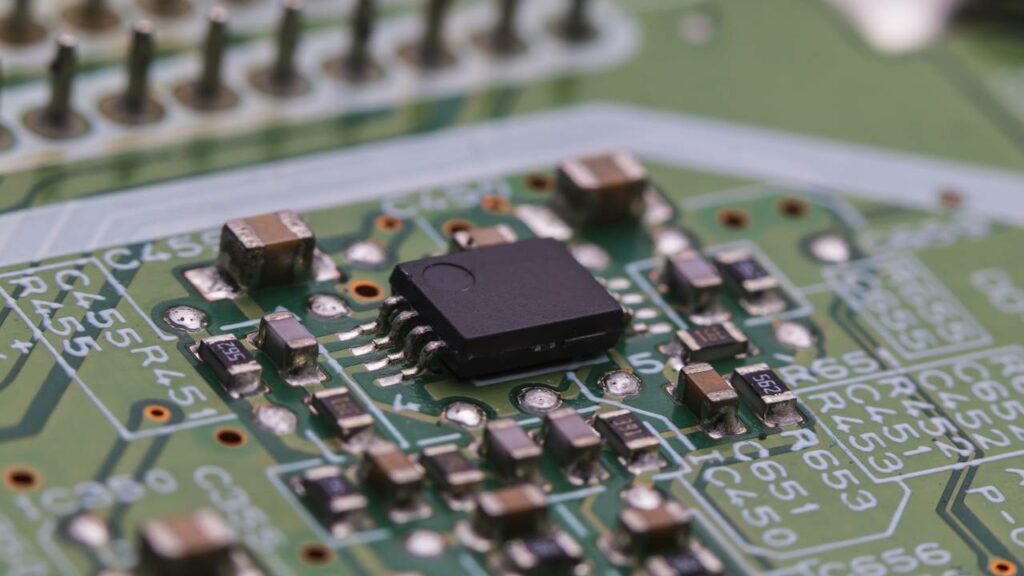 Uma nova tecnologia para reciclagem de eletrônicos promete reduzir drasticamente o custo de recuperação de metais