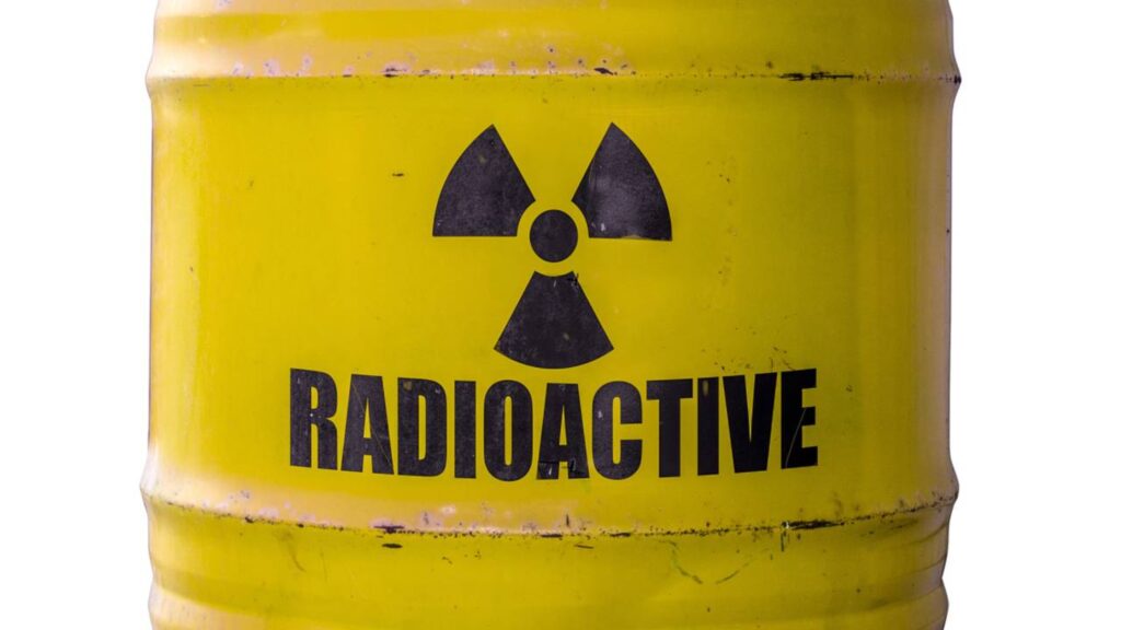 Como é produzido o plutônio e por que ele é considerado o material mais perigoso do mundo