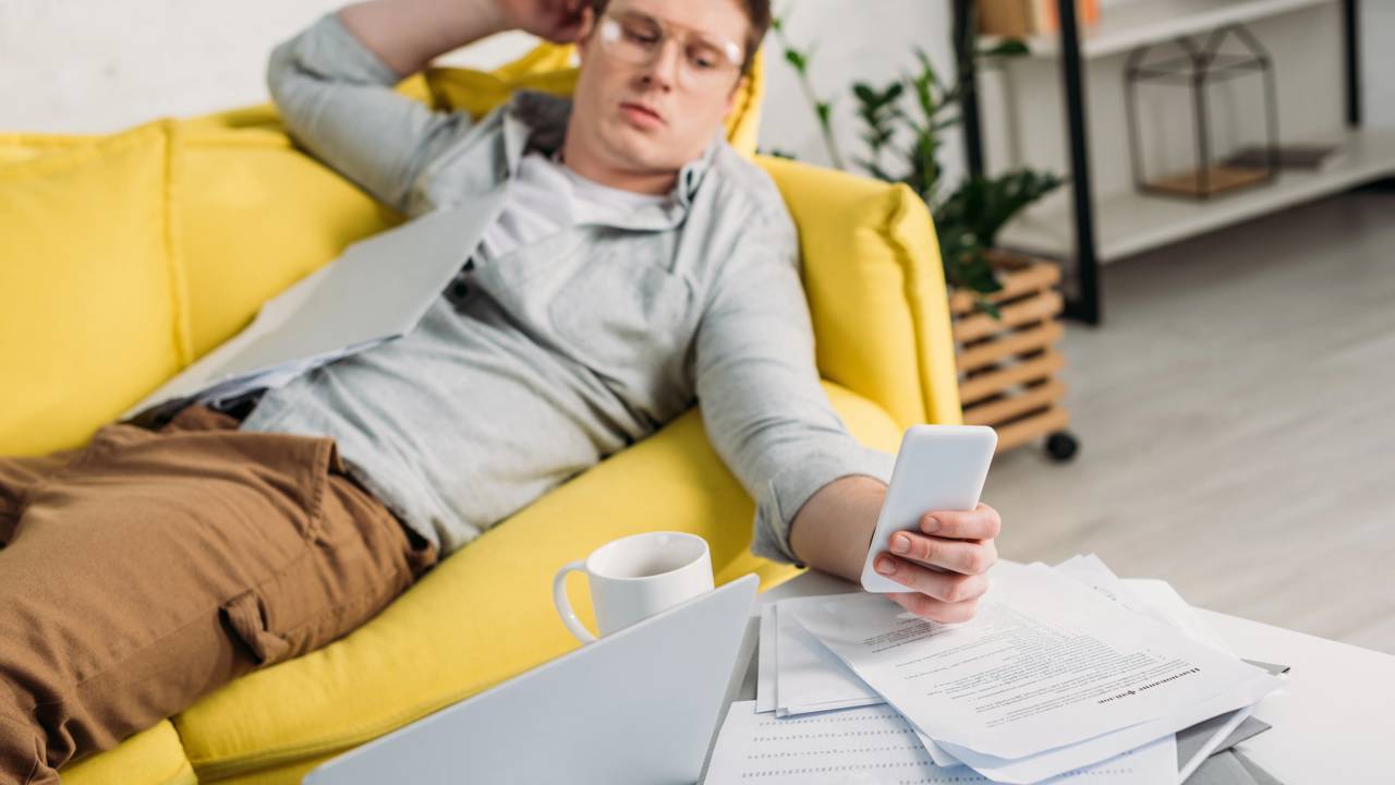 Cérebro prefere recompensa rápida e sabota seu trabalho, veja como reverter