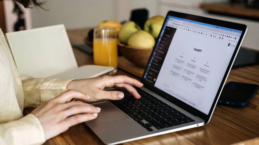 O que é um prompt e por que ele é tão importante para usar inteligência artificial corretamente