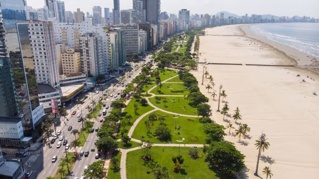 Cidade fundada em 1546 com o maior jardim de praia do mundo e a melhor qualidade de vida para aposentados