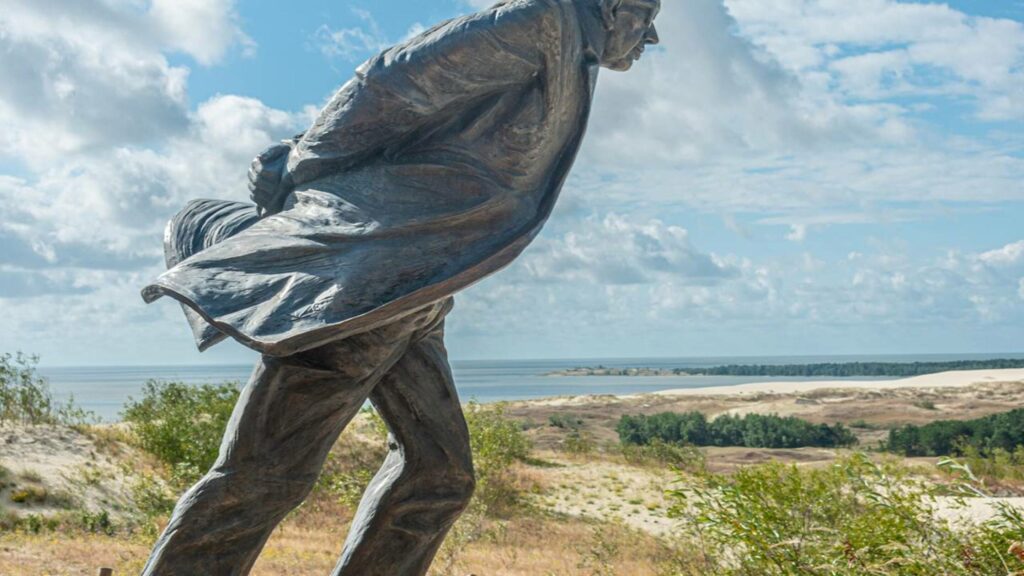 A maldição de Sartre: "O homem está condenado a ser livre; porque, uma vez lançado no mundo, ele é responsável por tudo o que faz."