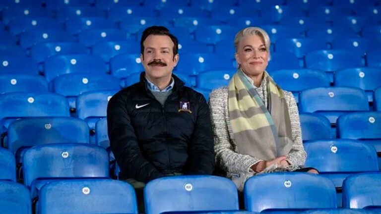 Nova temporada de Ted Lasso ganha previsão de estreia