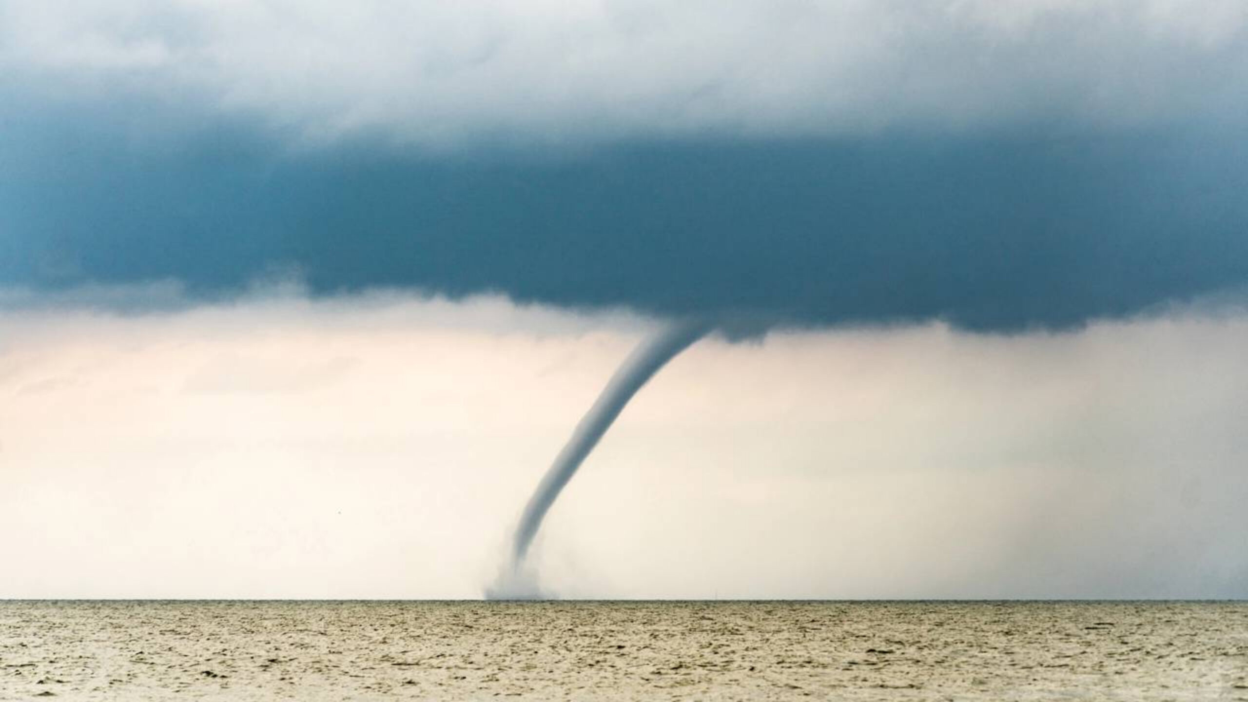 Como nascem os tornados e por que eles se tornam uma das forças mais poderosas da natureza