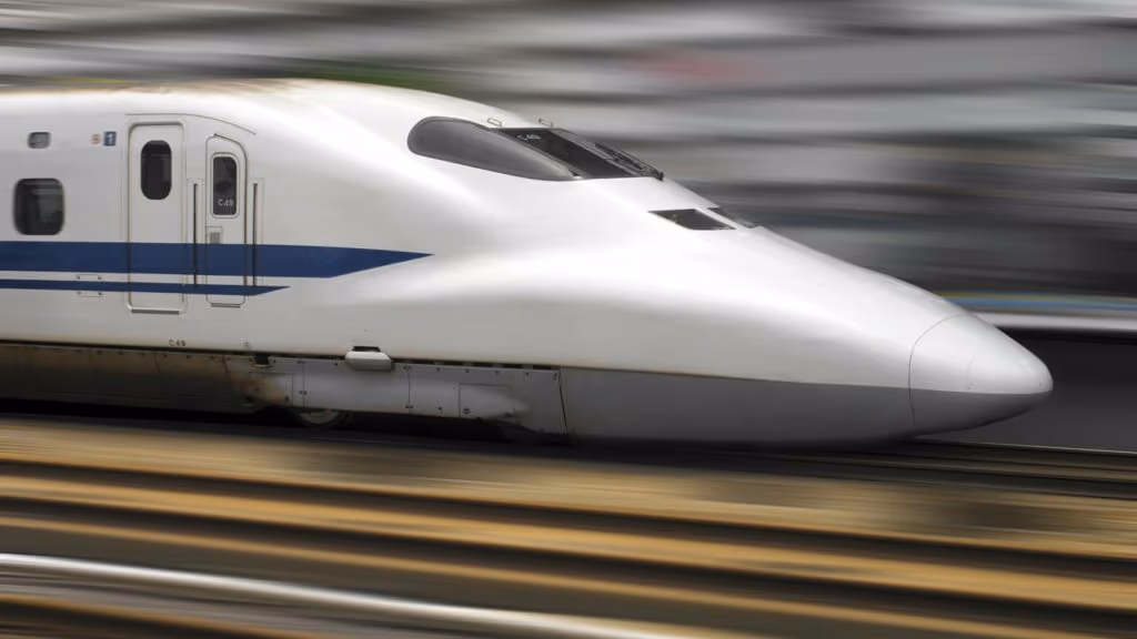 O novo trem da China mais rápido que avião está mudando o conceito de transporte no mundo