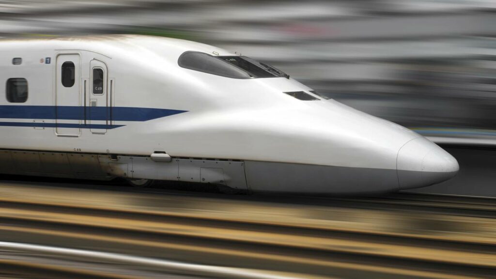 O novo trem da China mais rápido que avião está mudando o conceito de transporte no mundo