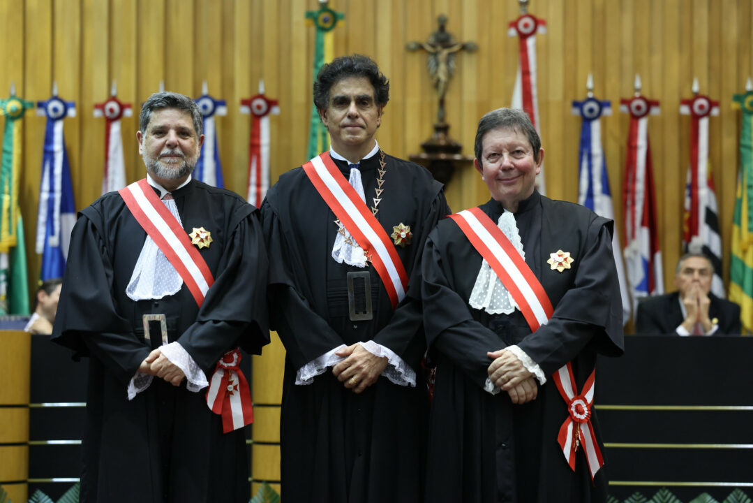 Presidente do TST classificou como “insensata” fala de juíza em defesa de penduricalhos