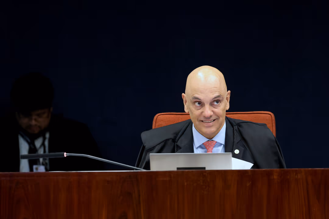 Crusoé: Vorcaro disse ter “orgulho” de relação com Moraes