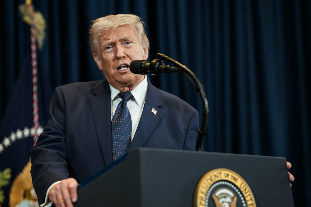 Irã “quer chegar a um acordo a todo custo”, diz Trump