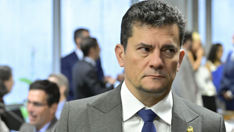 Moro cobra que delação de Vorcaro exponha “ladrões do povo”