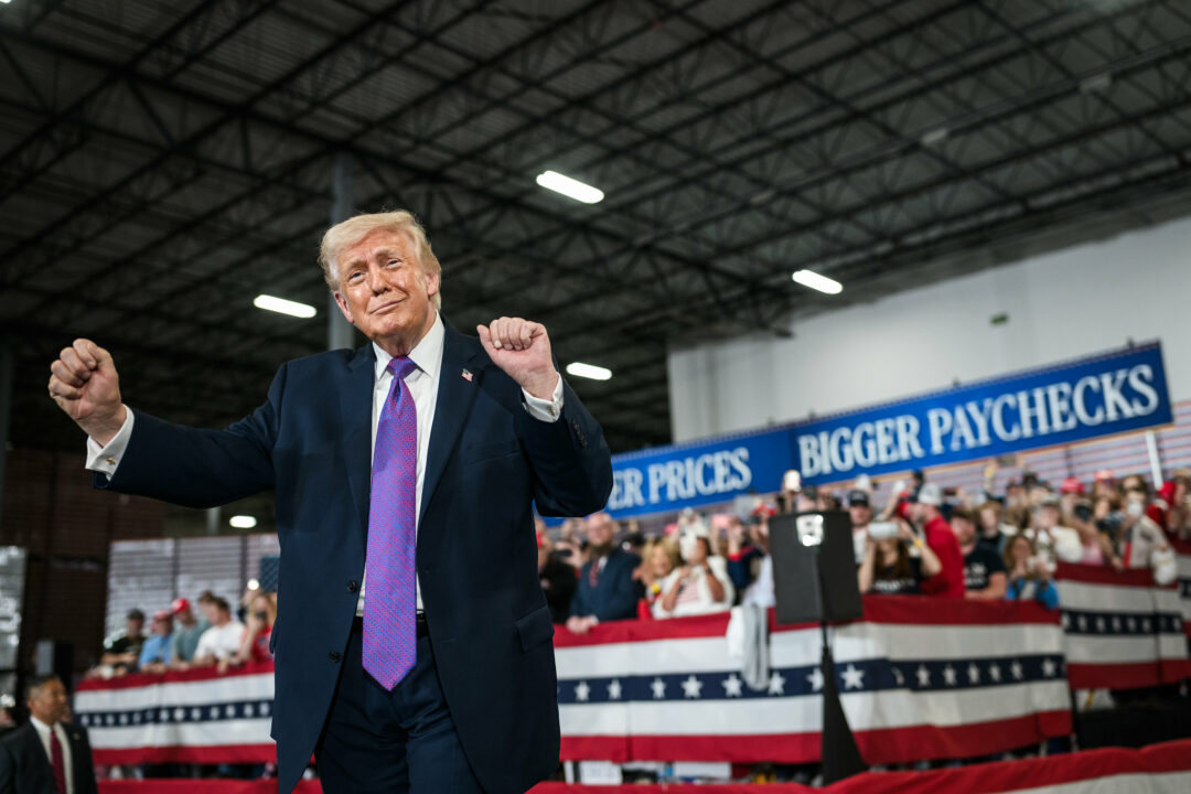 Trump descarta negociação com “lunáticos” do Irã e critica aliados