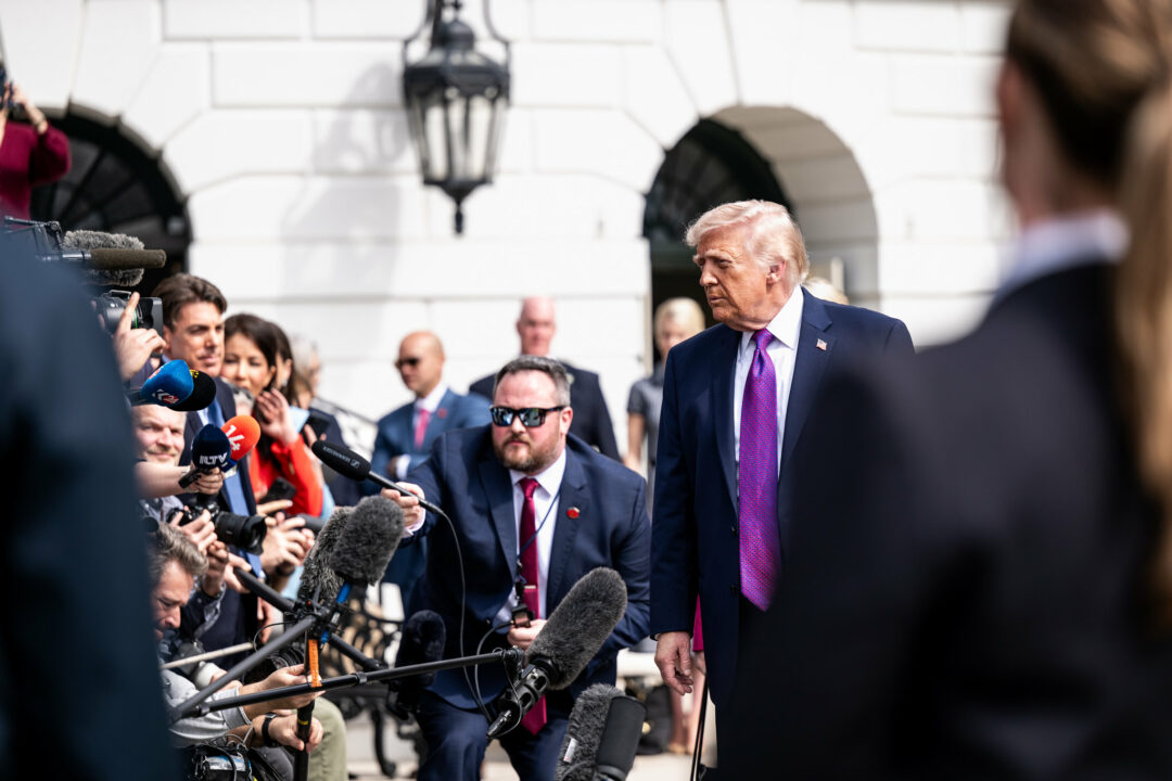 Trump rebate chefe de contraterrorismo: “Irã era uma tremenda ameaça”