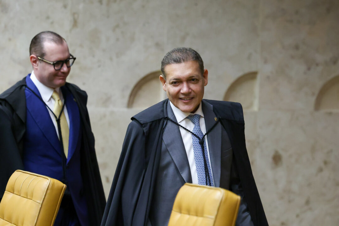 Os repasses do Master à consultoria que contratou o filho de Nunes Marques