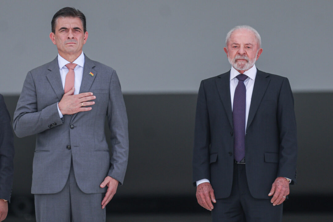 Bolívia classifica crime organizado como terrorismo e firma pacto com Brasil