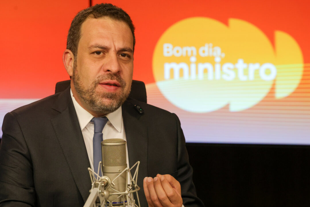 Motta reclama de Boulos durante encontro com Lula