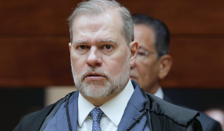 Namorada de Toffoli ganha boquinha no TSE