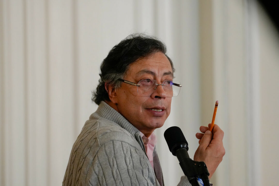 Crusoé: Gustavo Petro é investigado nos EUA