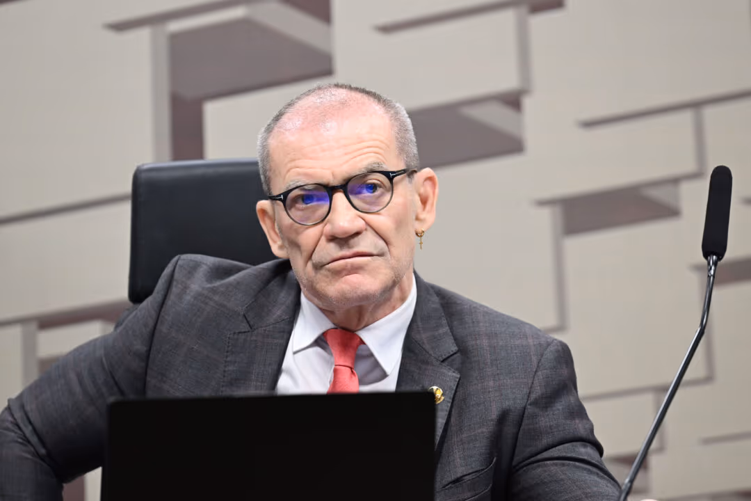“Interferência grave”, diz Contarato sobre decisão de Gilmar