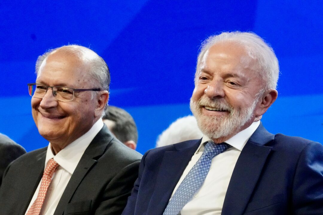 Novo aciona TSE pela cassação da chapa Lula-Alckmin