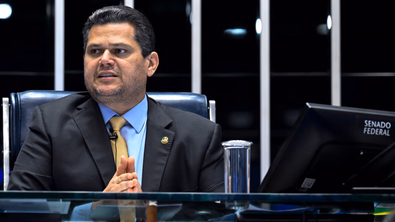 Alcolumbre recorre a parecer jurídico do Senado após ordem do STF sobre CPMI