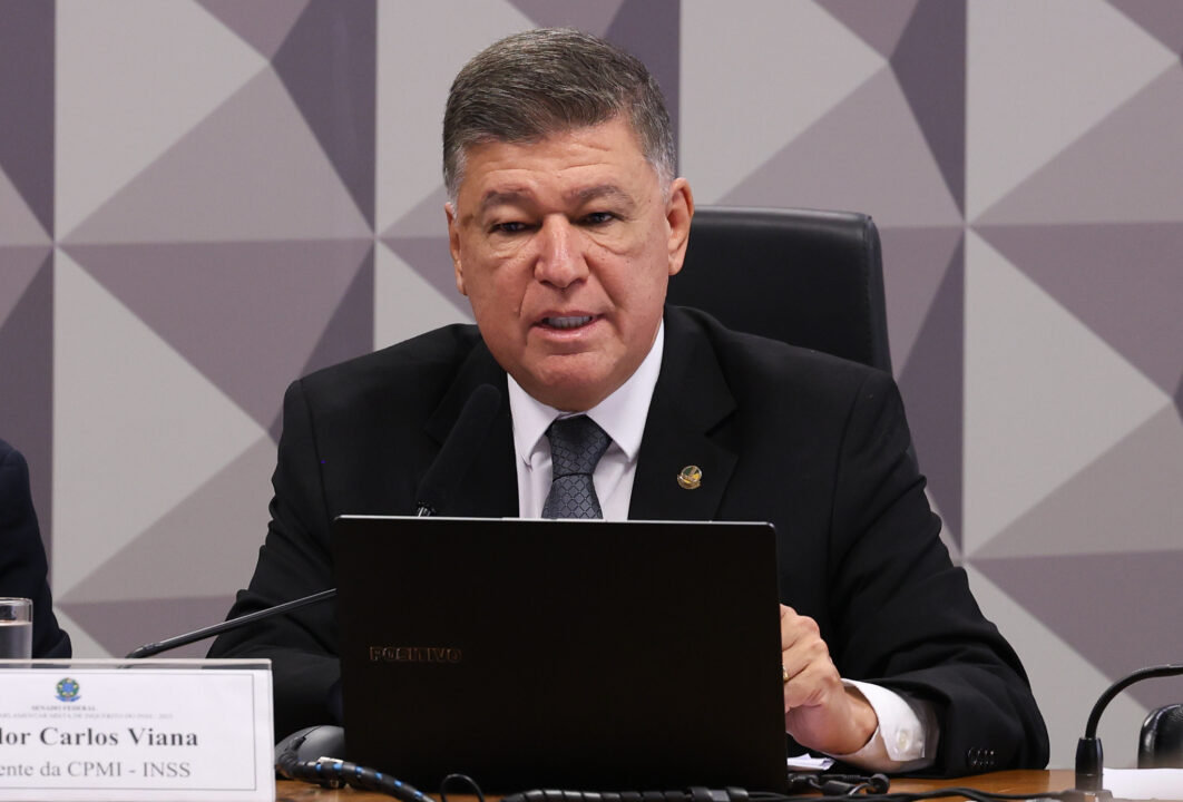Viana leva à PGR denúncia contra 216 investigados no escândalo do INSS