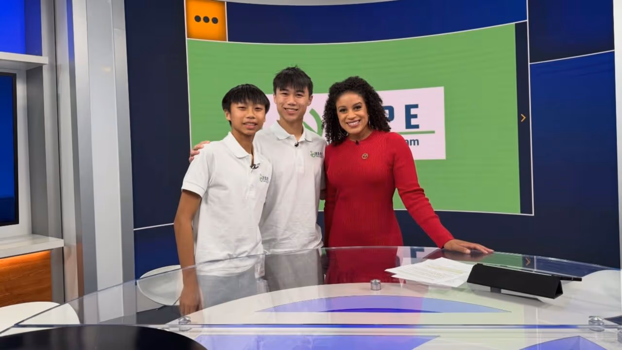 Como dois irmãos de São Francisco transformaram uniformes velhos em economia real