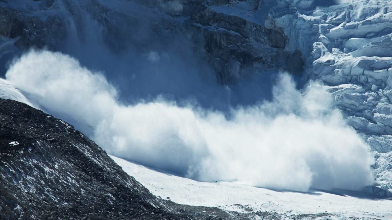 Homem é salvo de avalanche pela função “Buscar iPhone” da esposa