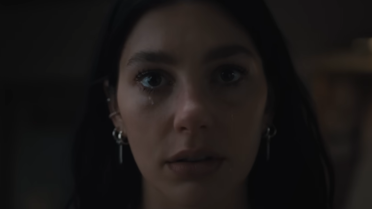 Algo Terrível Vai Acontecer pode ser a nova minissérie da Netflix que vai prender fãs de suspense psicológico