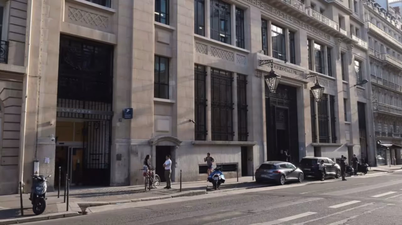 Polícia francesa impede atentado com explosivo em Paris