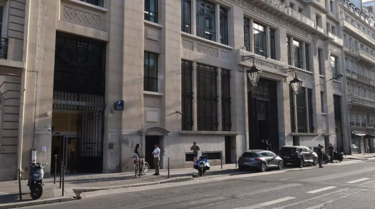 Polícia francesa impede atentado com explosivo em Paris