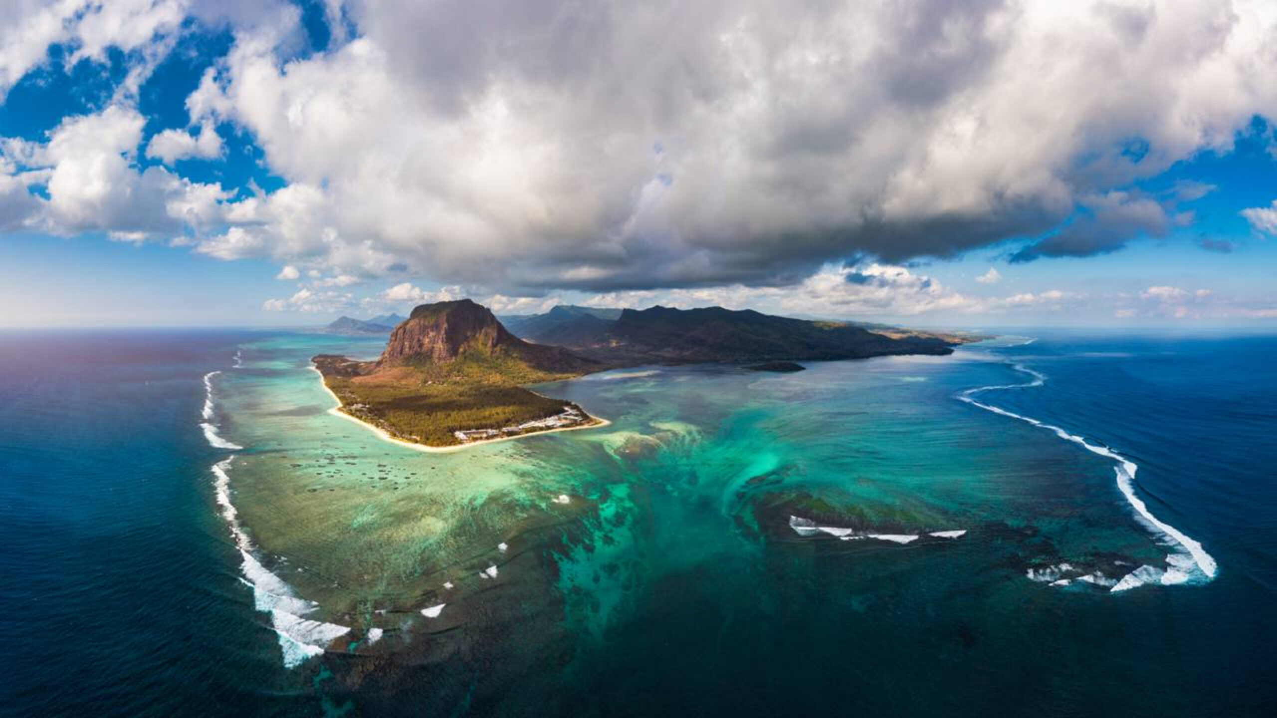 Lugares na Terra onde a gravidade não funciona e objetos parecem desafiar as leis da física