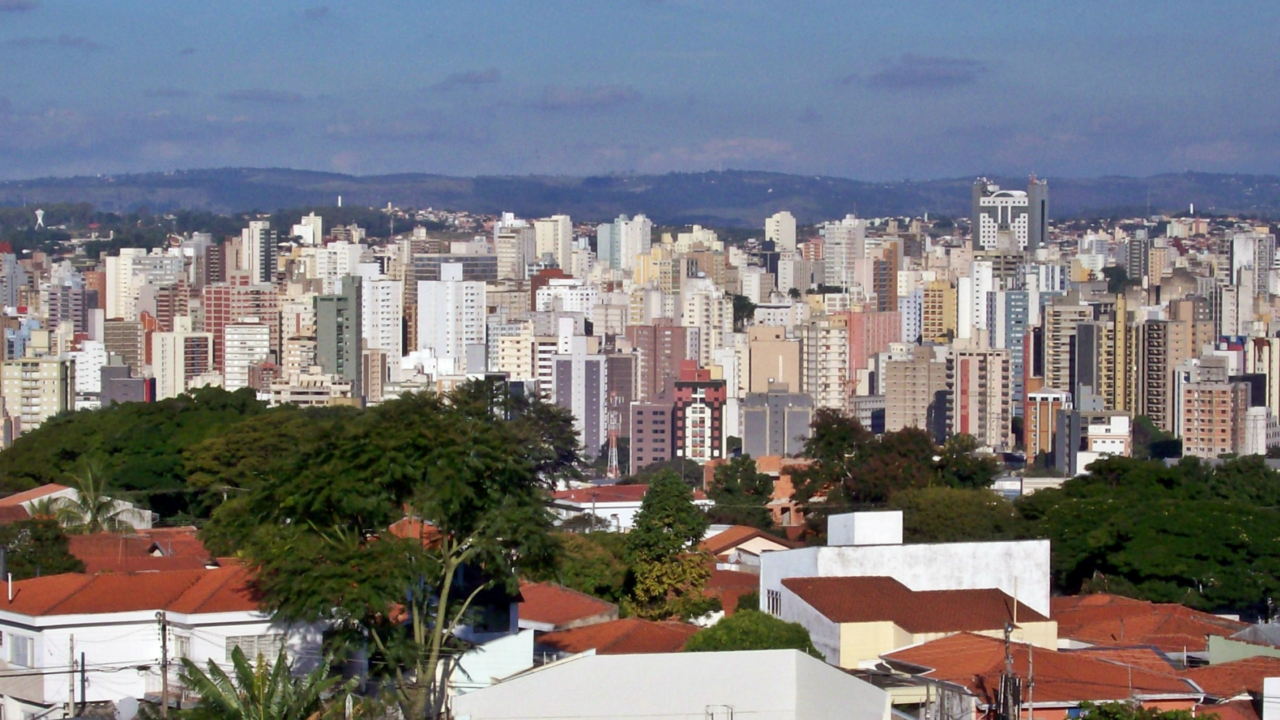 A cidade que não para de crescer no Brasil e como isso impacta o mercado de trabalho