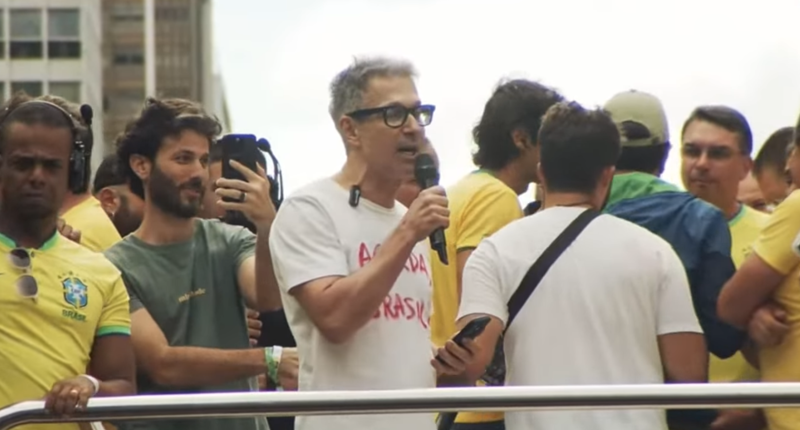 Zema: “Brasil não aguenta mais a farra dos intocáveis”