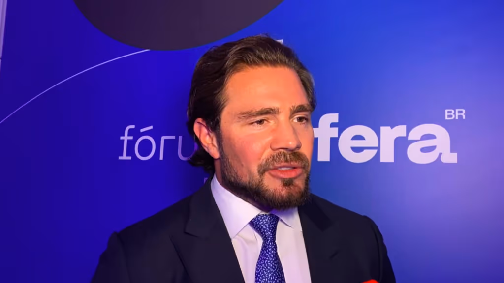 PF identifica mais de 8 mil vídeos em celular de Daniel Vorcaro