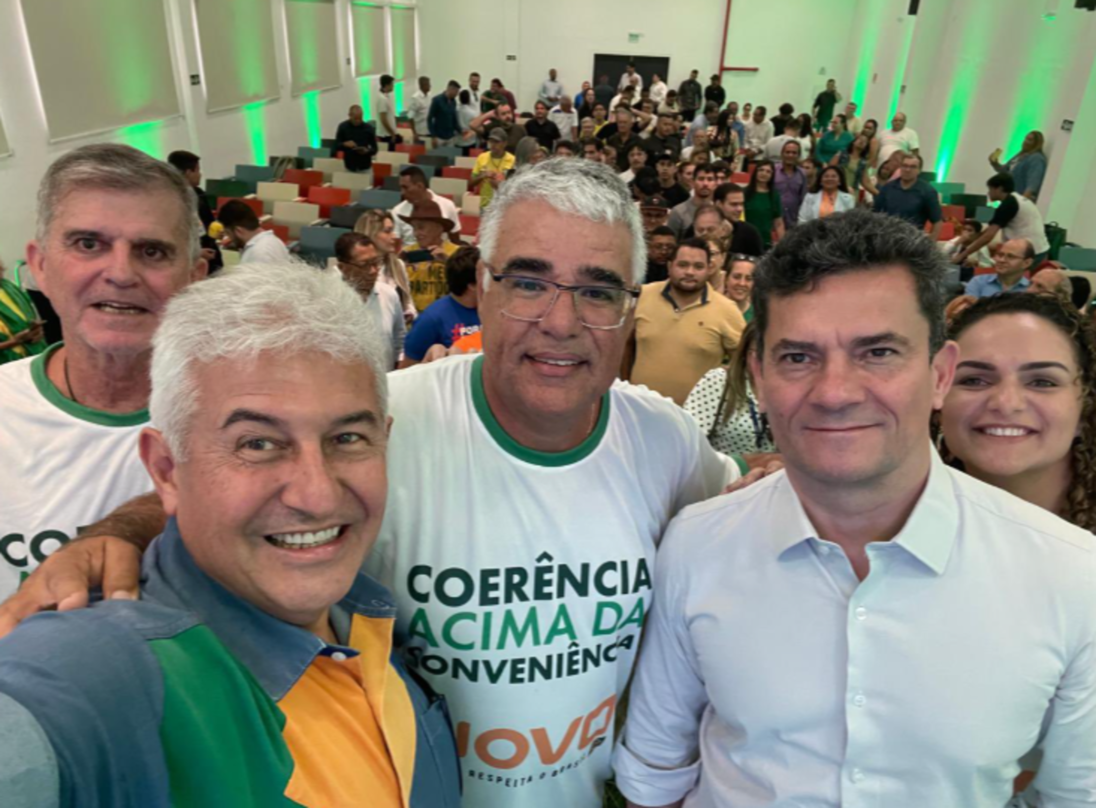 “Ceará precisa de alguém com controle emocional”, diz Girão sobre Ciro