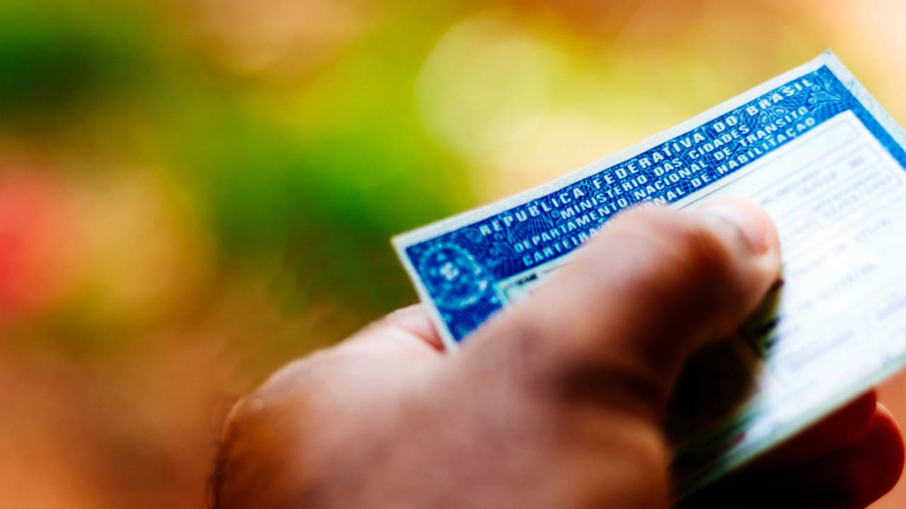 Categoria B na CNH passa por mudança e motoristas vão poder dirigir novos veículos