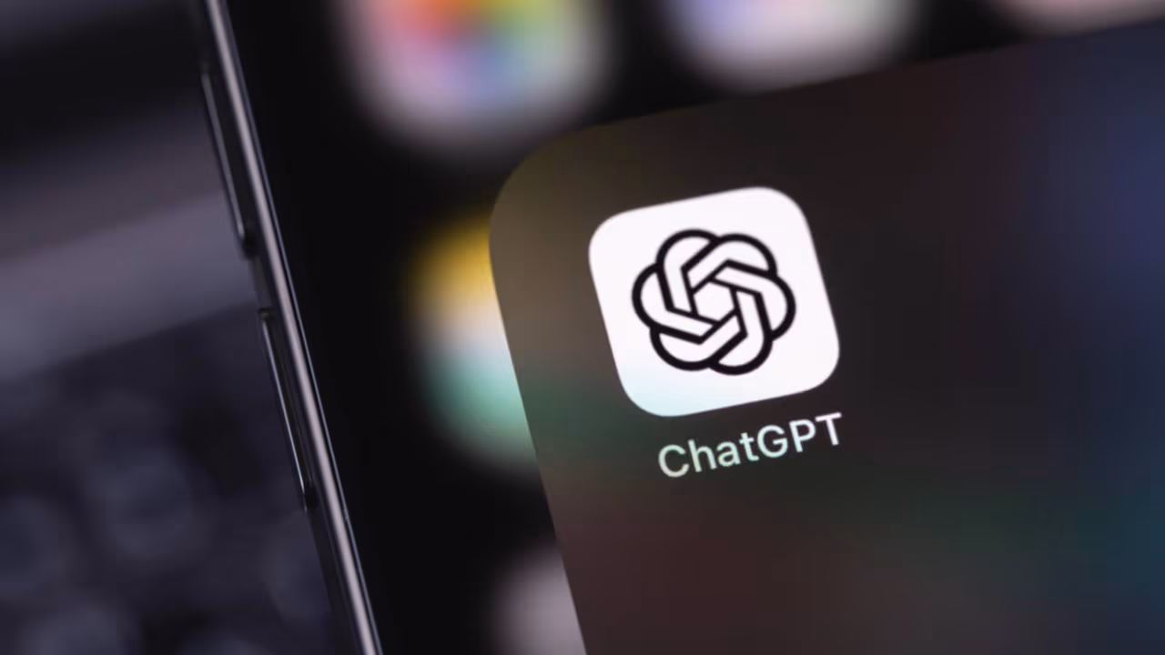 OpenAI lança GPT-5.4 com IA capaz de operar computadores e executar tarefas sozinha