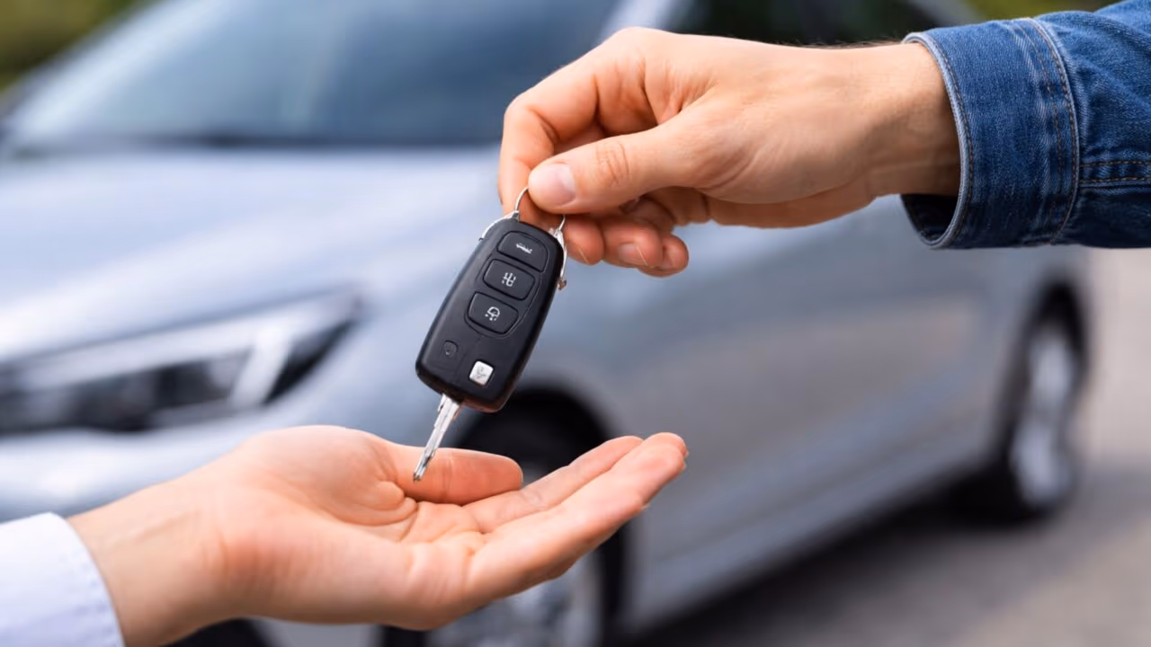 Emprestei o carro e levou multa, quem paga nessa situação segundo a lei?