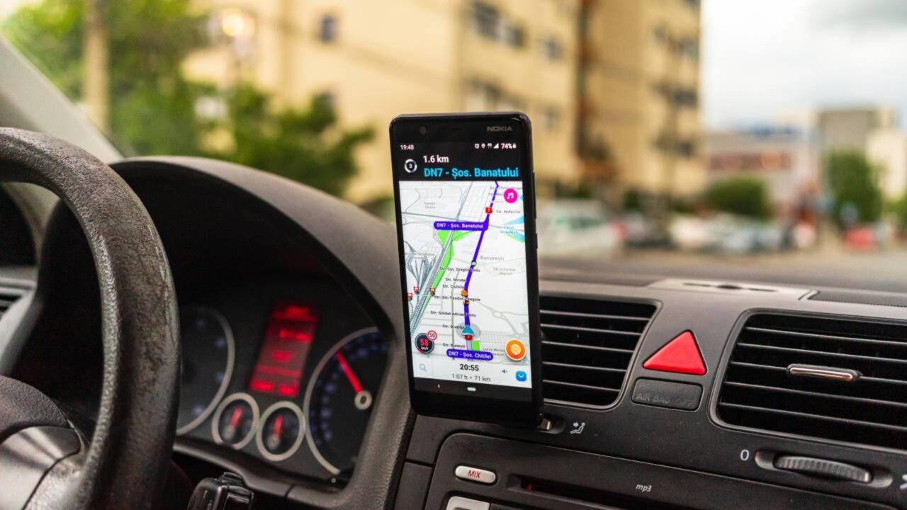 O que diz a lei sobre o uso de apps para evitar radares de trâsito?