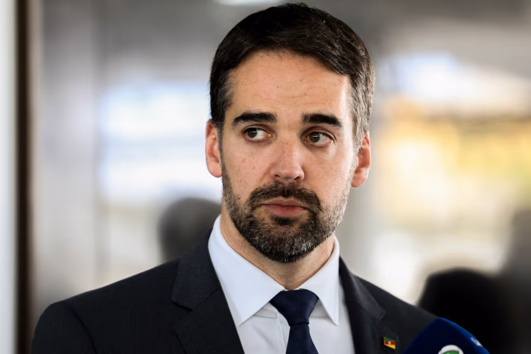 Crusoé: Pré-candidato Eduardo Leite defende cotas para trans